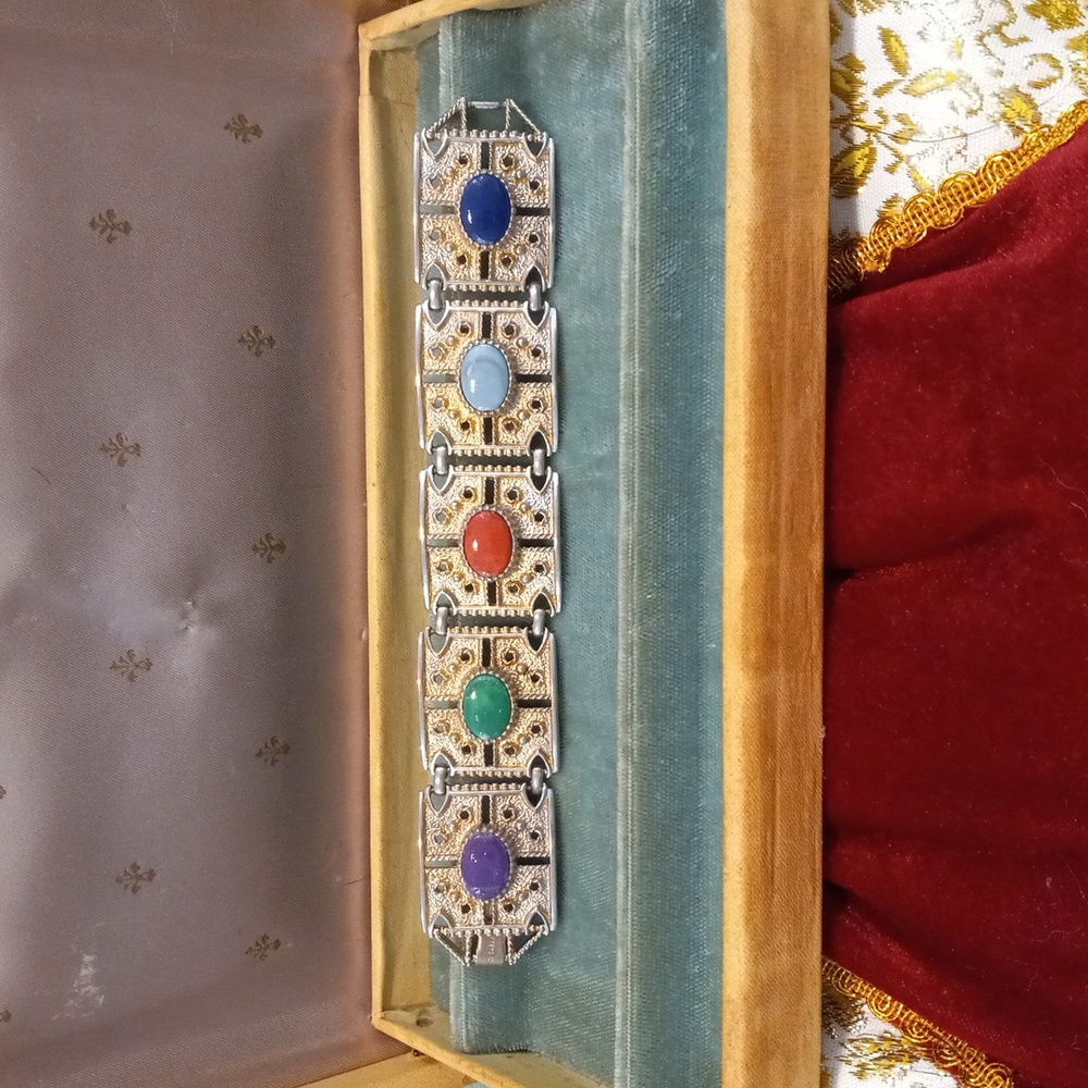 Sarah Coventry Wide Panel Bracelet Cabochon